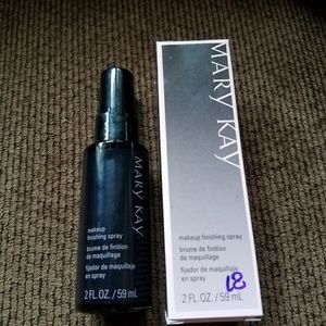 Mary Kay Finishing Spray